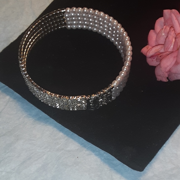 🤍NWT Multi Layer Braclet 3 for$30🤍 - Picture 5 of 8